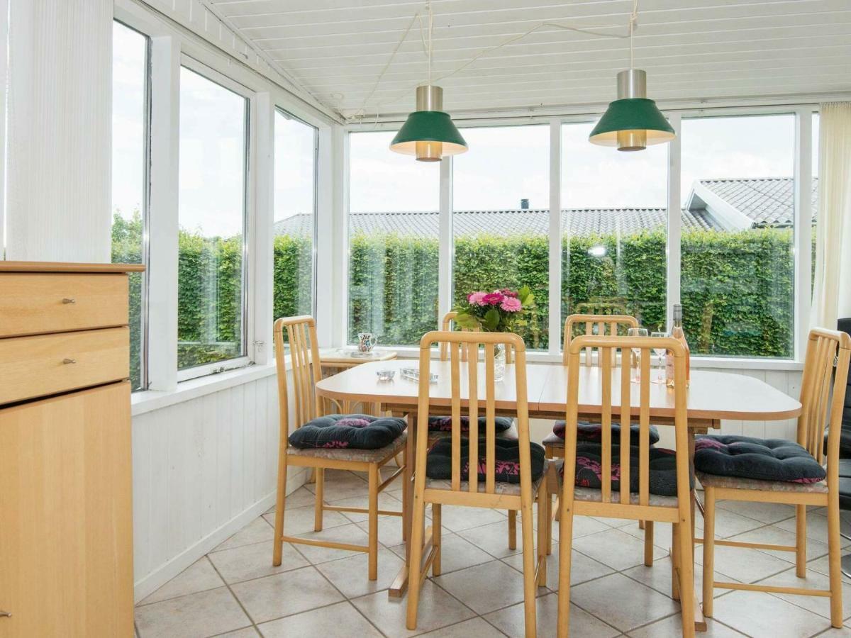 4 Person Holiday Home In Хадерслев Экстерьер фото